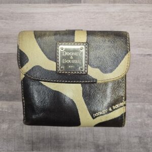 Dooney & Bourke Vintage Giraffe Print Wallet